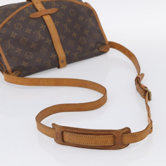 LOUIS VUITTON Monogram Saumur 30 Shoulder Bag M42256 LV Auth 209914