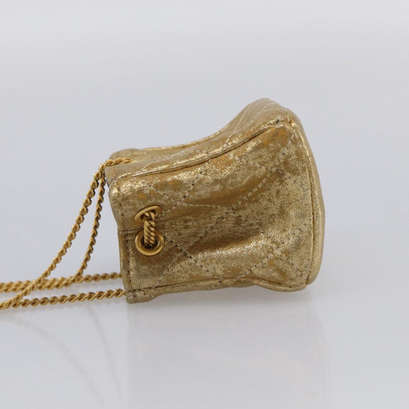 CHANEL Chain Shoulder Pouch Matelasse Pouch Leather Gold CC Auth 210117