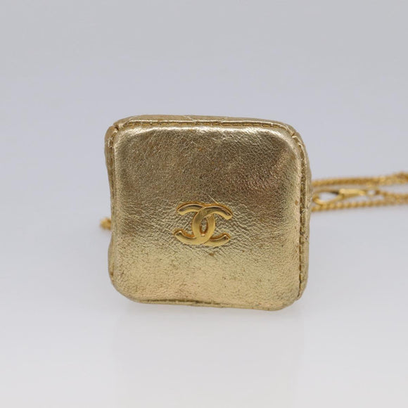 CHANEL Chain Shoulder Pouch Matelasse Pouch Leather Gold CC Auth 210117