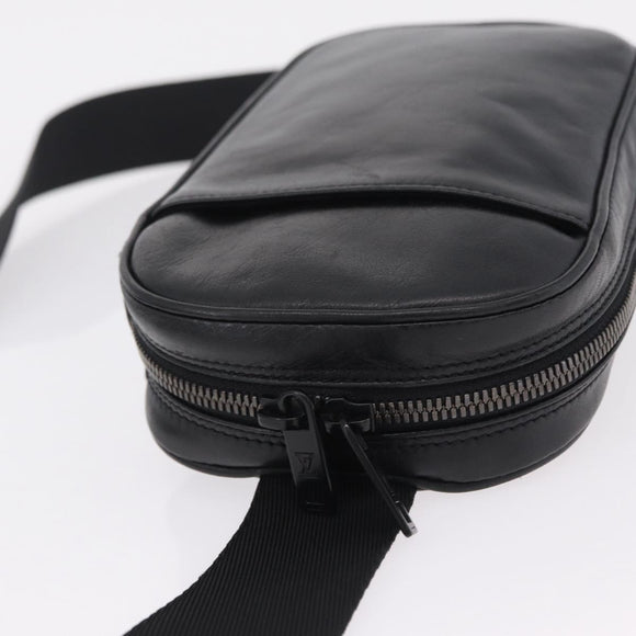 LOUIS VUITTON Monogram Difference Pochette Gange Leather M99155 Auth 210293V