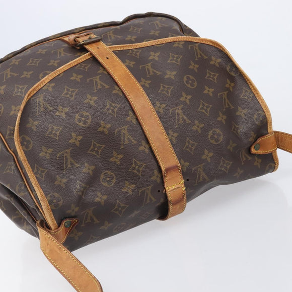 LOUIS VUITTON Monogram Saumur 30 Shoulder Bag M42256 LV Auth 210323