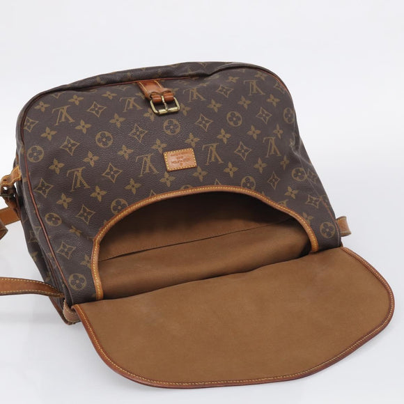 LOUIS VUITTON Monogram Saumur 35 Shoulder Bag M42254 LV Auth 210629