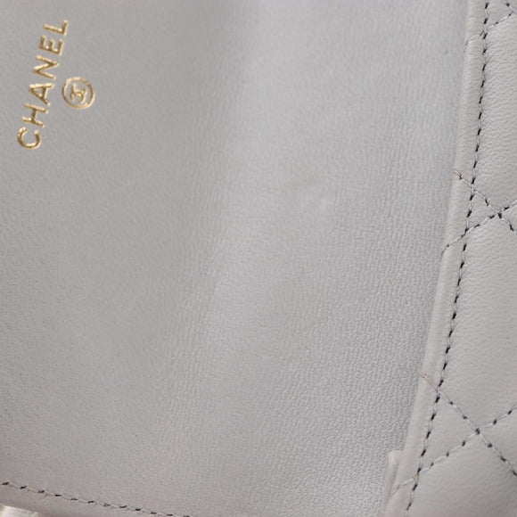 CHANEL Matelasse Chain Shoulder Pouch Lamb Skin 2way Gray Gold CC Auth 210693M