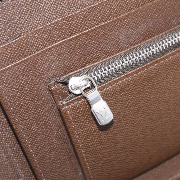 LOUIS VUITTON Taiga Organizer Atoll Travel Case Grizzly M30658 LV Auth 210856