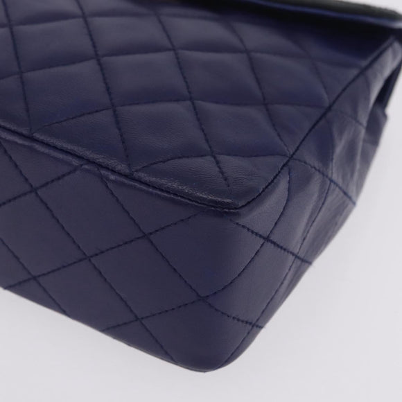 CHANEL Matelasse Chain Shoulder Bag Lamb Skin Navy Gold Tone CC Auth 211015A