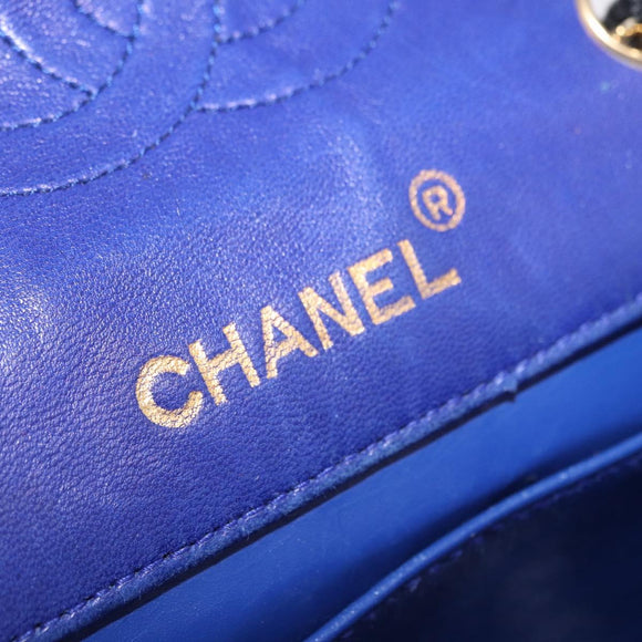 CHANEL Matelasse Chain Shoulder Bag Lamb Skin Navy Gold Tone CC Auth 211015A