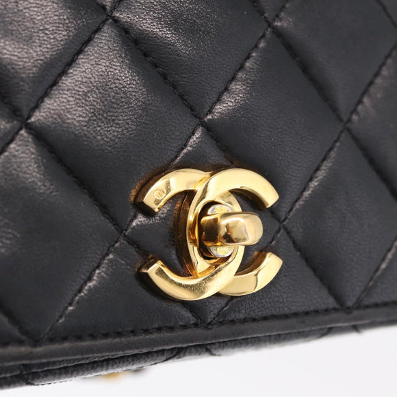 CHANEL Matelasse Chain Shoulder Bag Lamb Skin Black Gold Tone CC Auth 211072V