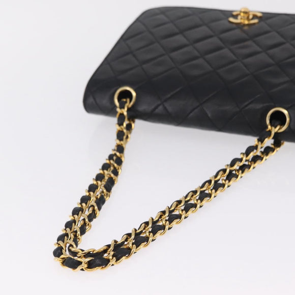 CHANEL Matelasse Chain Shoulder Bag Lamb Skin Black Gold Tone CC Auth 211072V
