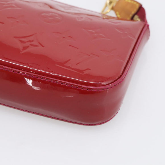 LOUIS VUITTON Vernis Pochette Accessoires Rose Andian M91574 Auth 211332