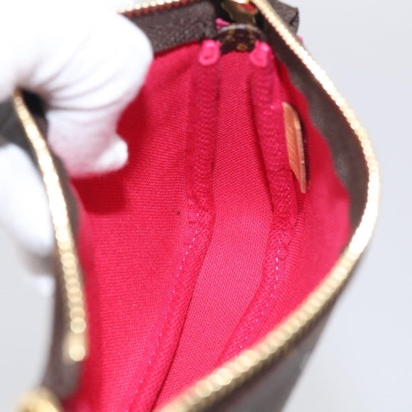 LOUIS VUITTON Vivienne Mini Pochette Accessoires Christmas M68490 Auth 211453M