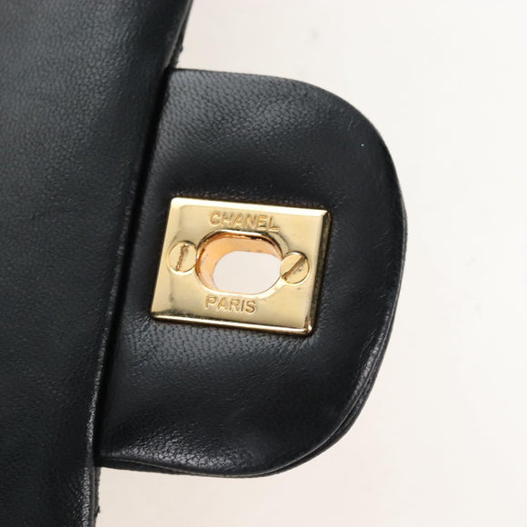 CHANEL Matelasse 25 Chain Shoulder Bag Lamb Skin Black Gold CC Auth 211559SAM