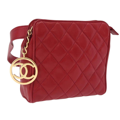 CHANEL Matelasse Waist bag Lamb Skin Red Gold CC Auth 211601A
