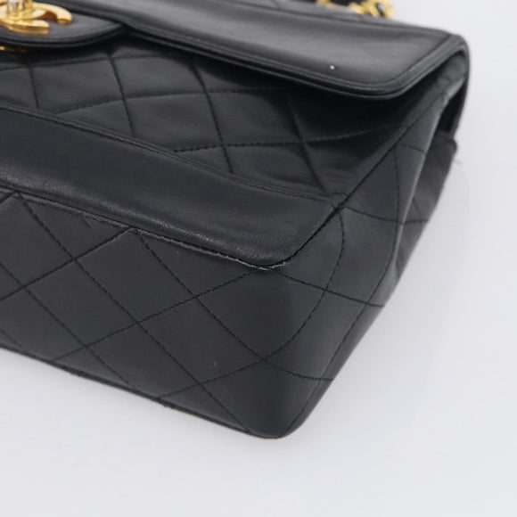 CHANEL Matelasse Chain Shoulder Bag Lamb Skin Black Gold CC Auth 211643M