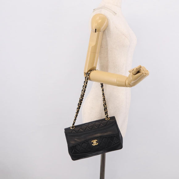 CHANEL Matelasse Chain Shoulder Bag Lamb Skin Black Gold CC Auth 211643M