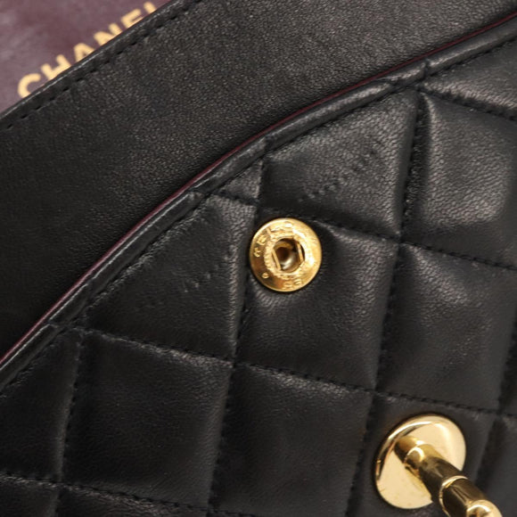 CHANEL Matelasse 25 Chain Shoulder Bag Lamb Skin Black Gold CC Auth 211705SV