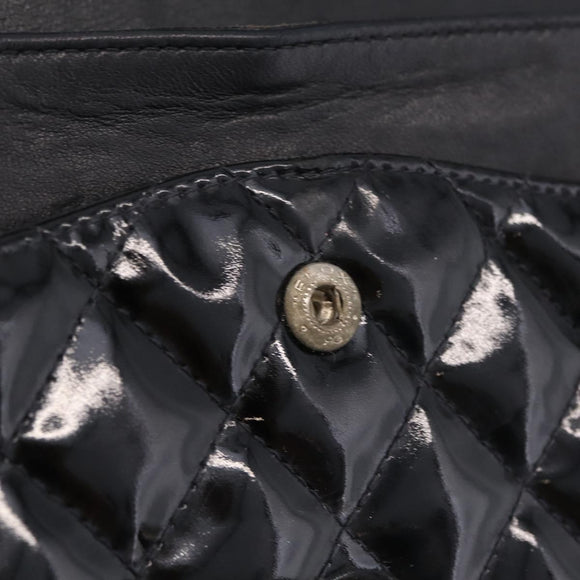 CHANEL Chain Matelasse25 Bag Patent Leather Black Silver CC Auth 211734V