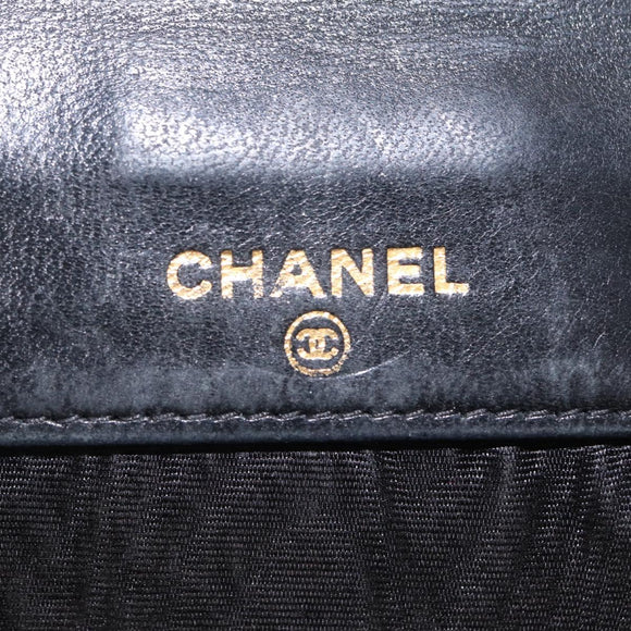 CHANEL Bifold Wallet Caviar Skin Black Gold CC Auth 211906A