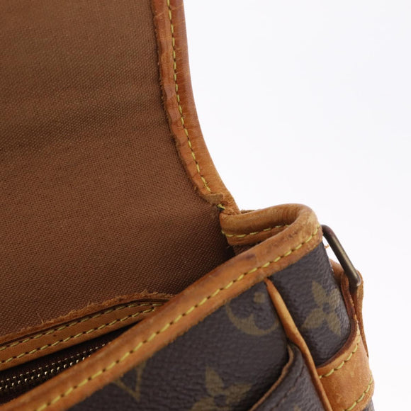 LOUIS VUITTON Monogram Sologne Shoulder Bag M42250 LV Auth 211914