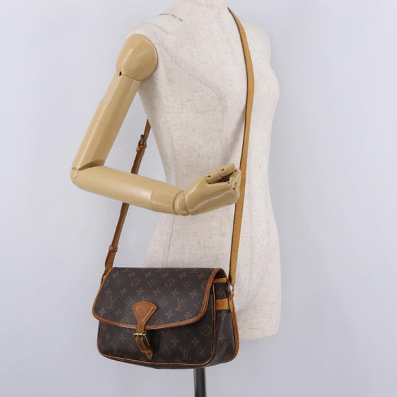 LOUIS VUITTON Monogram Sologne Shoulder Bag M42250 LV Auth 211914