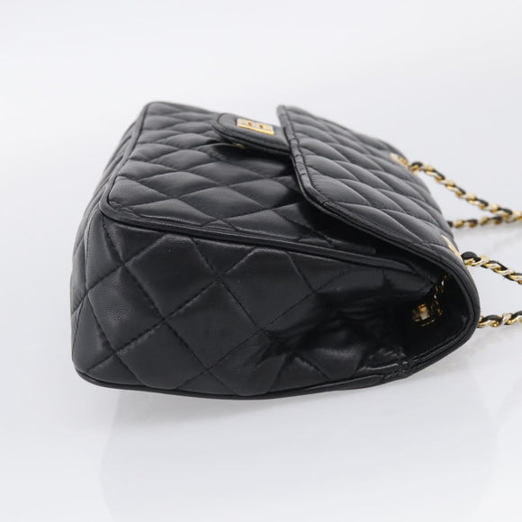 GIVENCHY Chain Shoulder Bag Leather Black Gold Auth 212078A