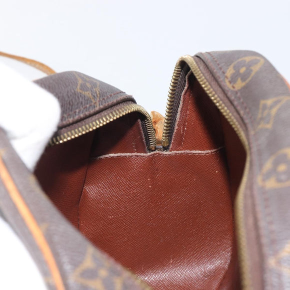 LOUIS VUITTON Monogram Blois Shoulder Bag M51221 LV Auth 212533