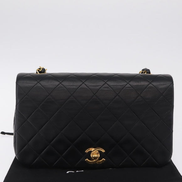 CHANEL Matelasse Chain Shoulder Bag Lamb Skin Black Gold CC Auth 212540SAV