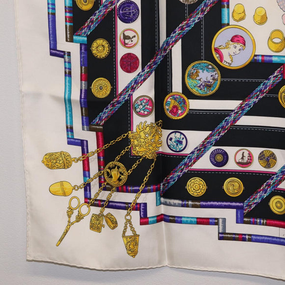 HERMES Carre 90 Scarf ""Petite main"" Silk White Blue Auth 213081