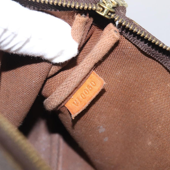 LOUIS VUITTON Monogram Pochette Accessoires Pouch M51980 LV Auth 213294