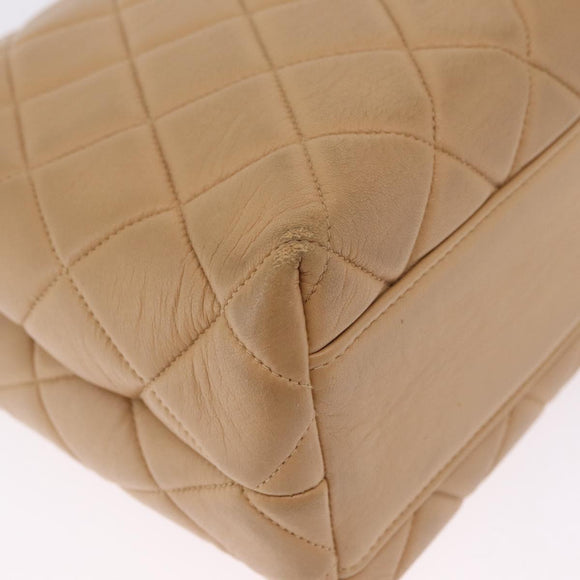 CHANEL Matelasse Chain Tote Bag Lamb Skin Beige CC Auth 213634V