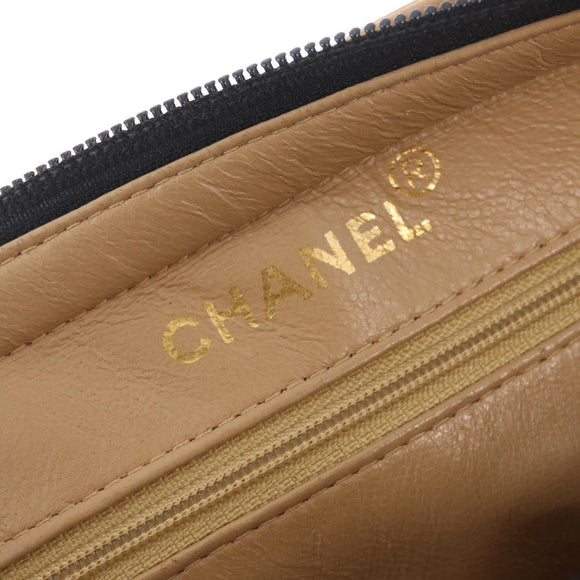 CHANEL Matelasse Chain Tote Bag Lamb Skin Beige CC Auth 213634V