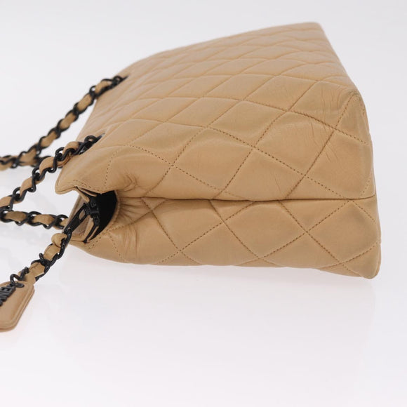 CHANEL Matelasse Chain Tote Bag Lamb Skin Beige CC Auth 213634V