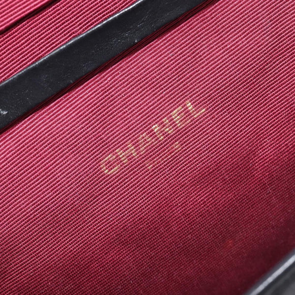 CHANEL Matelasse Chain Shoulder Bag Lamb Skin Black CC Auth 213664V
