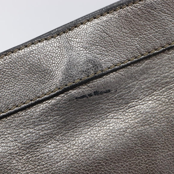 Salvatore Ferragamo Gancini Shoulder Bag Leather Gold Auth 213768A