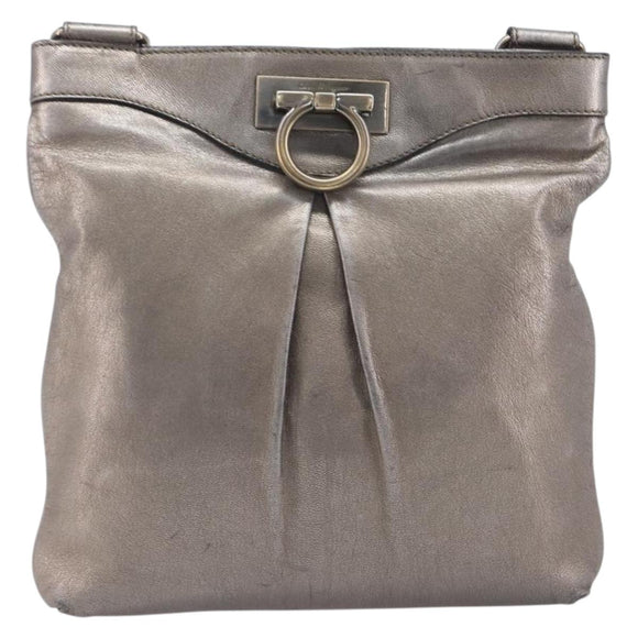 Salvatore Ferragamo Gancini Shoulder Bag Leather Gold Auth 213768A