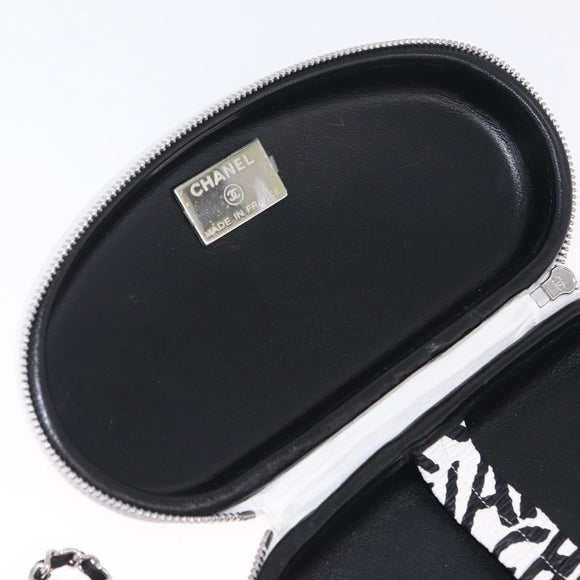 CHANEL Sunglasses Case Chain Neck Pouch Leather White Silver CC Auth 213823SAM