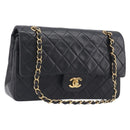CHANEL Matelasse 25 Double Flap Chain Bag Lamb Skin Black Gold CC Auth 213989SAM-1