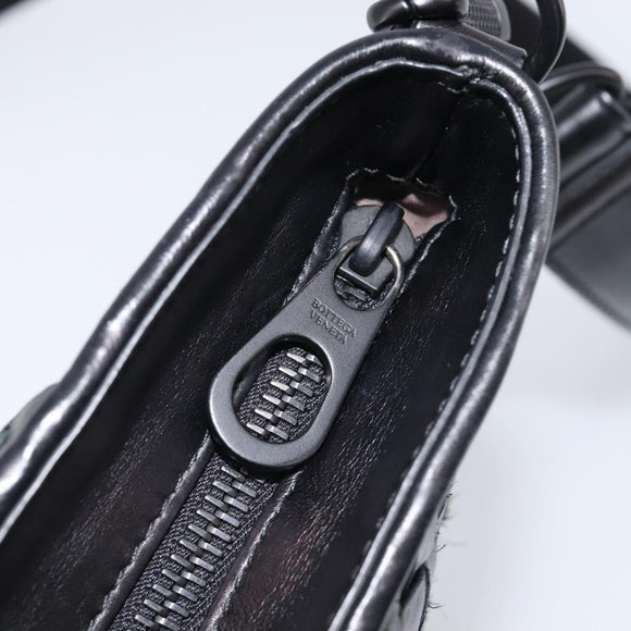 Bottega Veneta INTRECCIATO Shoulder Bag Leather Black Auth 214301A
