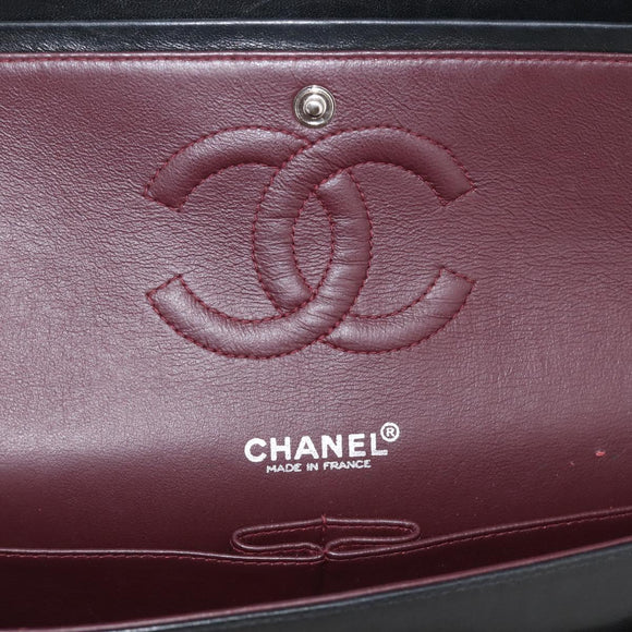 CHANEL Matelasse 25 Double Flap Chain Shoulder Bag Lamb Skin Auth 214495SAM