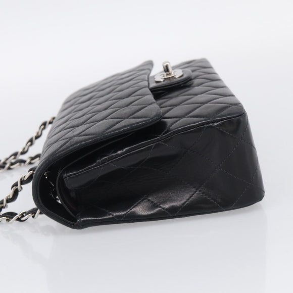 CHANEL Matelasse 25 Double Flap Chain Shoulder Bag Lamb Skin Auth 214495SAM