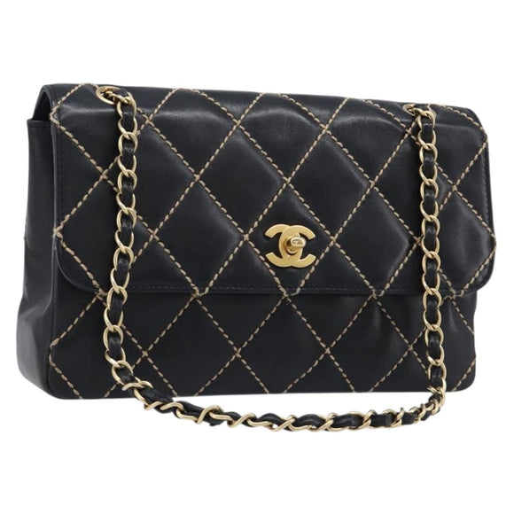 CHANEL Wild Stitch Matelasse Chain Shoulder Bag Leather Black CC Auth 214507SAV