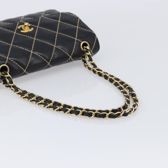CHANEL Wild Stitch Matelasse Chain Shoulder Bag Leather Black CC Auth 214507SAV