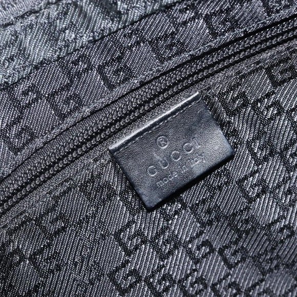 GUCCI GG Canvas Shoulder Bag Black Silver 35098 Auth 214765A