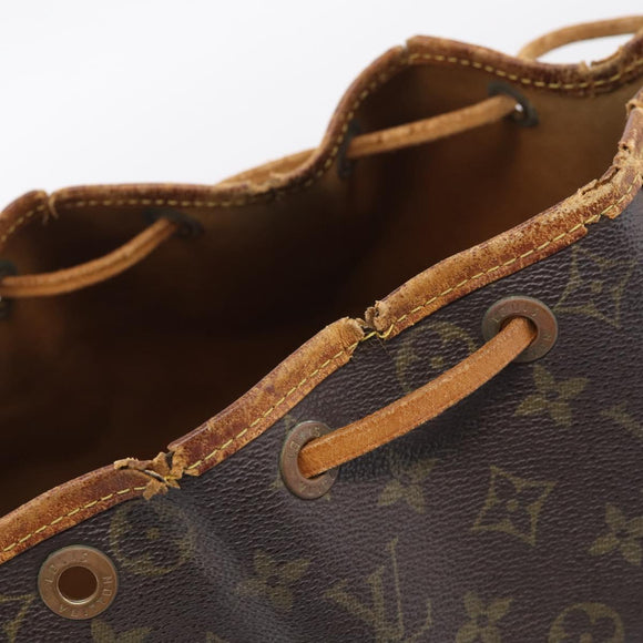 LOUIS VUITTON Monogram Petit Noe Shoulder Bag M42226 LV Auth 215409