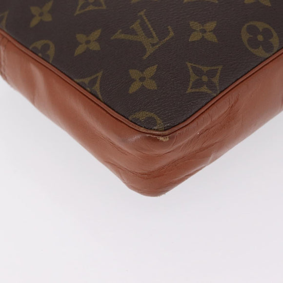 LOUIS VUITTON Monogram Pochette Sports Clutch Bag LV Auth 216253