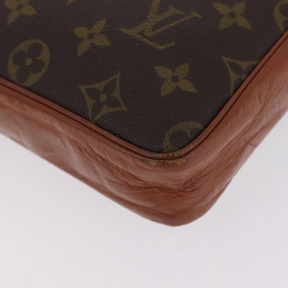 LOUIS VUITTON Monogram Pochette Sports Clutch Bag LV Auth 216253