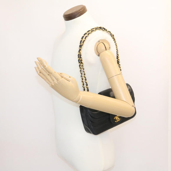 CHANEL Lamb Skin Double Flap Chain Shoulder Bag Black CC Auth 26207AV