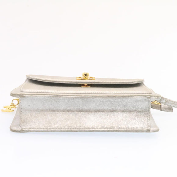 CHANEL Clutch Bag Leather Silver CC Auth 26857A
