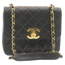CHANEL Matelasse Chain Flap Shoulder Bag Lamb Skin Black Gold CC Auth 28632SAV-1