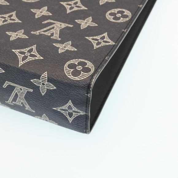 LOUIS VUITTON Monogram Savanna Pochette Voyage ClutchBag Navy M66639 Auth 29183SM