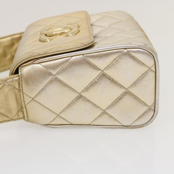 CHANEL Matelasse Shoulder Bag Lamb Skin Gold CC Auth 29567AV